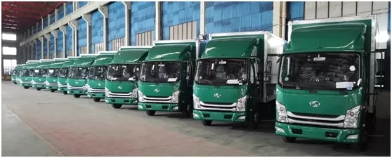 上汽輕卡再向中國郵政批量交付洗掃車，助力郵政清潔與效率雙提升